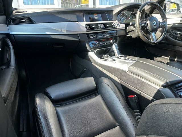 BMW 5 Series 530D M Sport Black #8