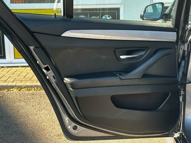 BMW 5 Series 530D M Sport Black #58