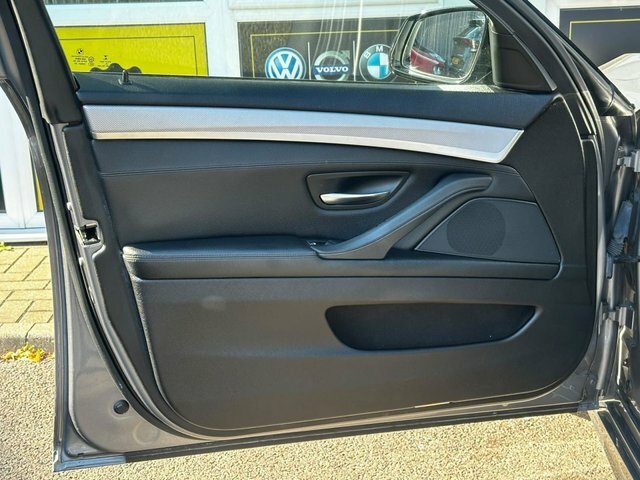 BMW 5 Series 530D M Sport Black #59