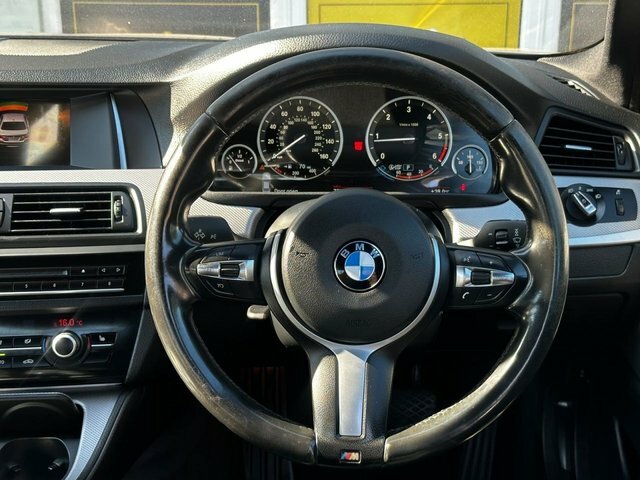 BMW 5 Series 530D M Sport Black #32