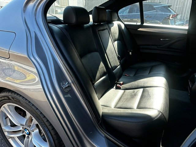 BMW 5 Series 530D M Sport Black #46