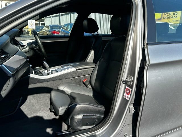 BMW 5 Series 530D M Sport Black #15