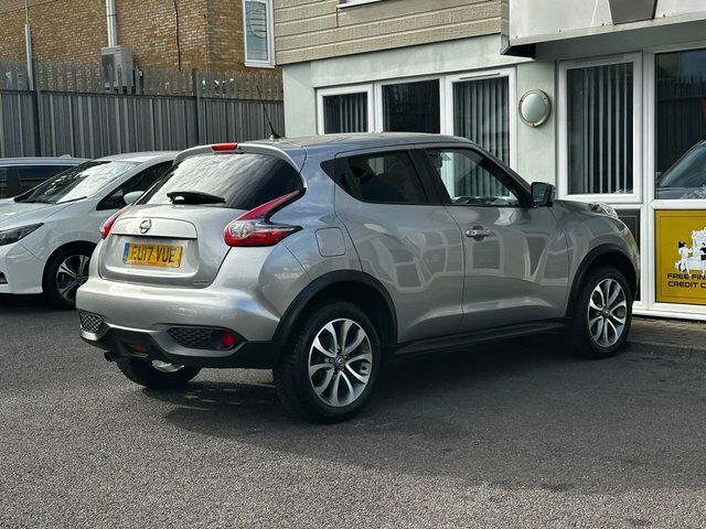 Nissan Juke Tekna Dci 5-Door Black #31