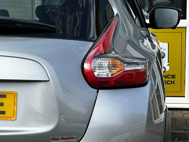 Nissan Juke Tekna Dci 5-Door Black #64