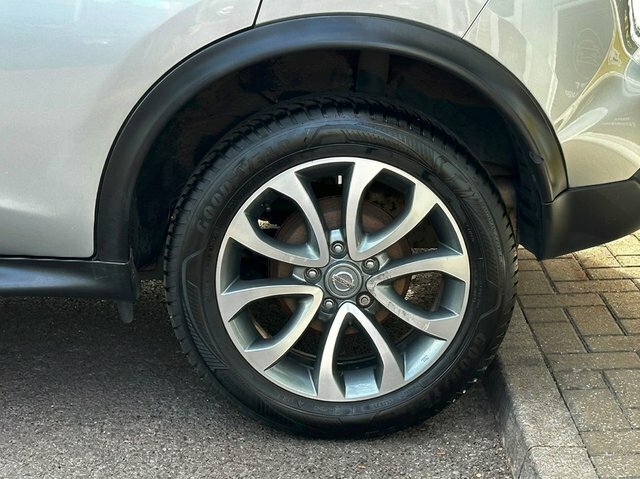 Nissan Juke Tekna Dci 5-Door Black #55