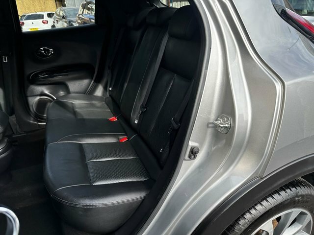 Nissan Juke Tekna Dci 5-Door Black #48