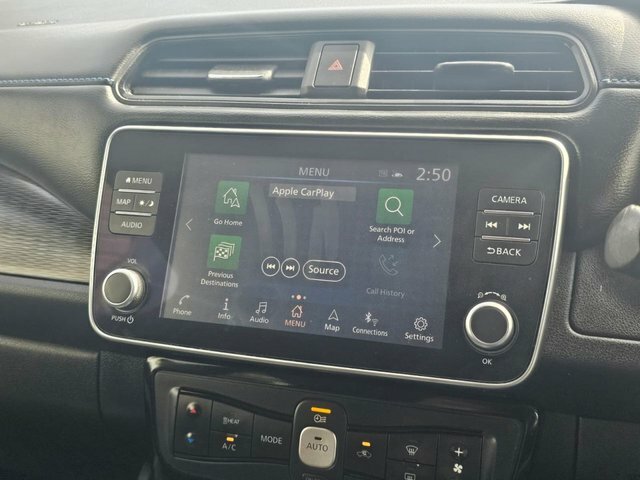 Nissan Leaf 40Kwh N-connecta Hatchback 150 White #4