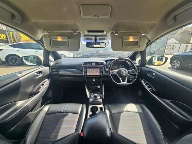 Nissan Leaf 40Kwh N-connecta Hatchback 150 White #5