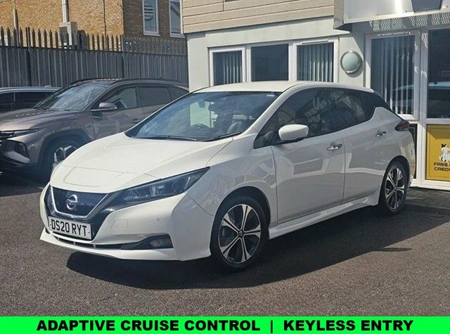 Nissan Leaf 40Kwh N-connecta Hatchback 150 White #3
