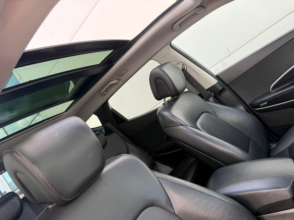 Hyundai Santa Fe Suv 2.2 Crdi Style 2013 Black #21