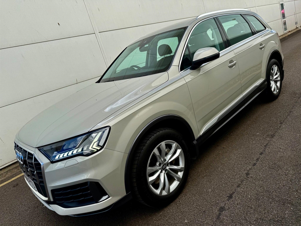 Audi Q7 3.0 Tdi V6 50 Sport Suv Tiptronic Quatt  #5