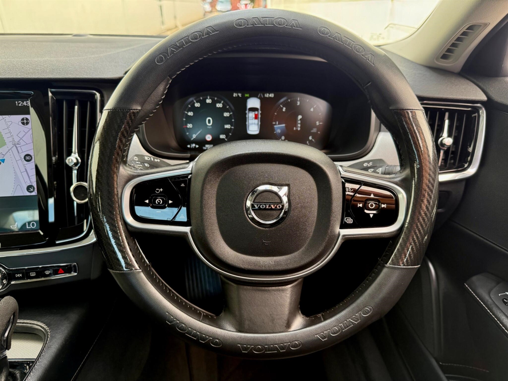 Volvo S90 2.0 D4 Inscription Saloon Euro 6 Black #33
