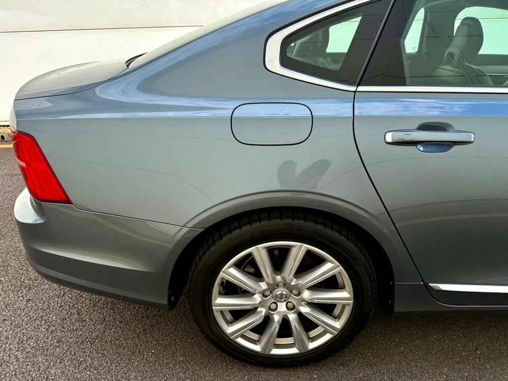 Volvo S90 2.0 D4 Inscription Saloon Euro 6 Black #16