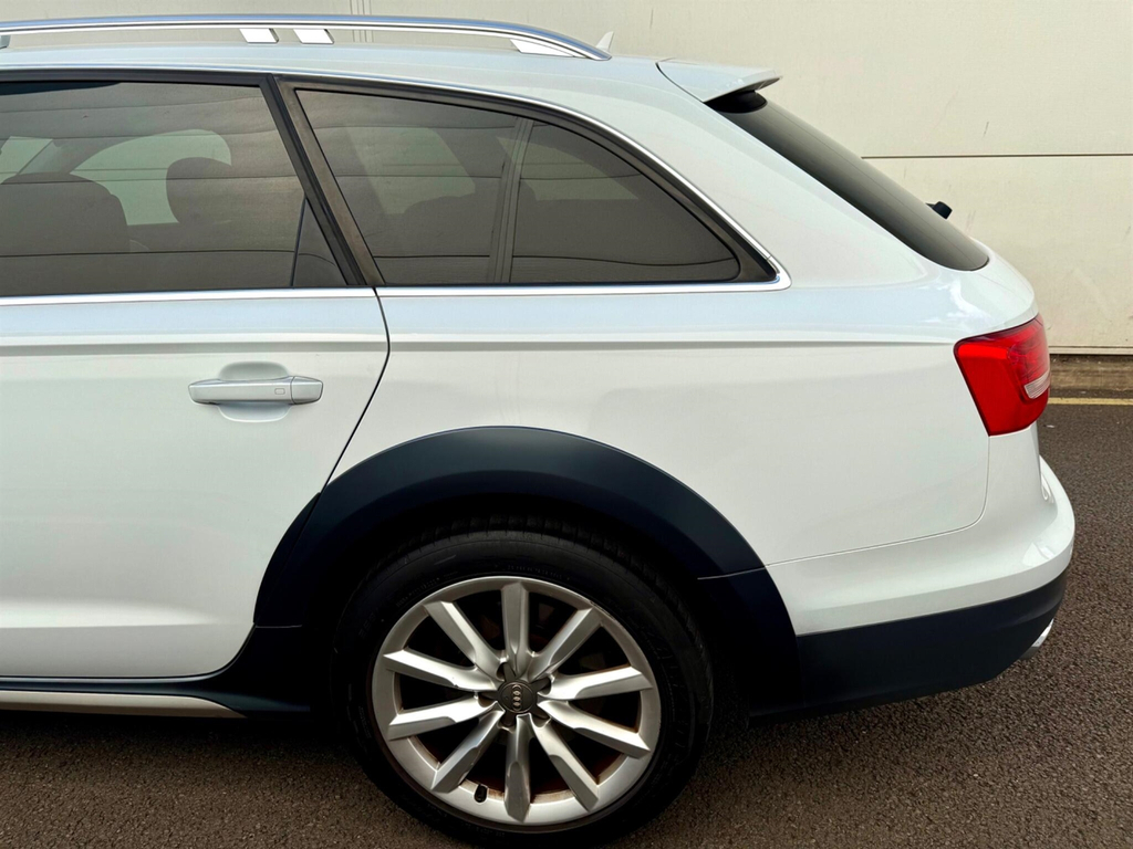 Audi A6 Allroad  Black #11