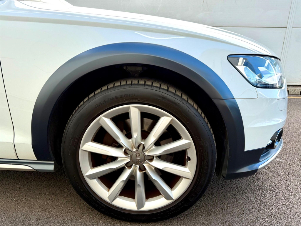 Audi A6 Allroad  Black #14