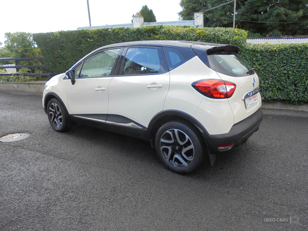 Renault Captur 1.5 Dci 90 Dynamique Medianav Energy Black #3