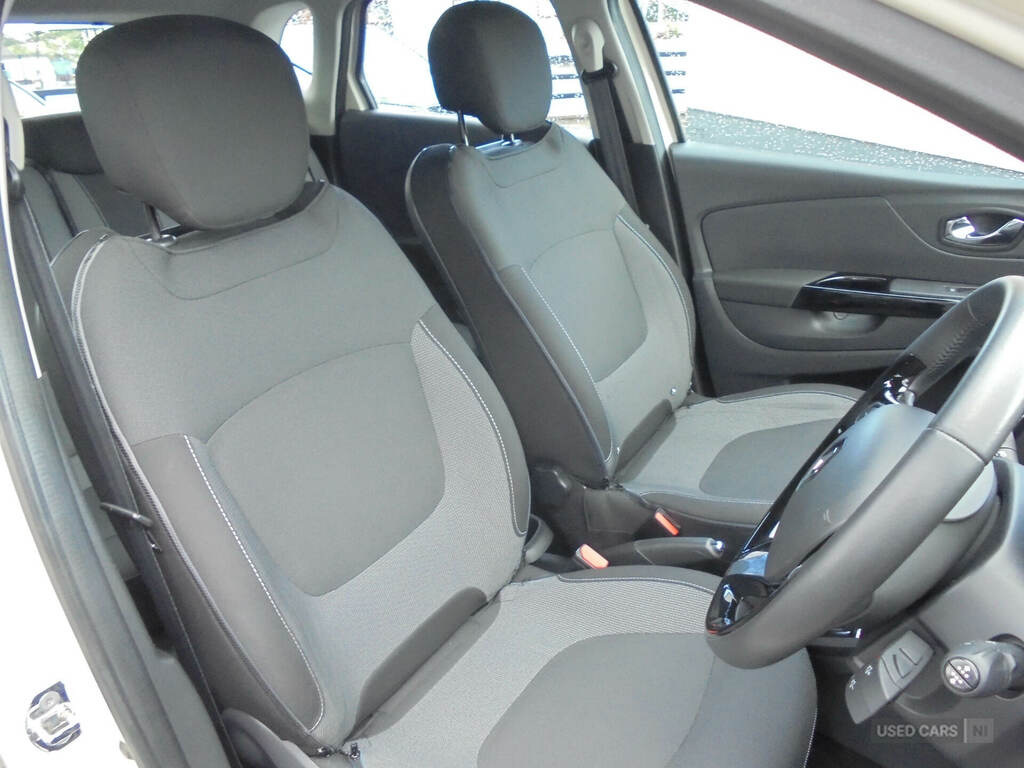 Renault Captur 1.5 Dci 90 Dynamique Medianav Energy Black #6