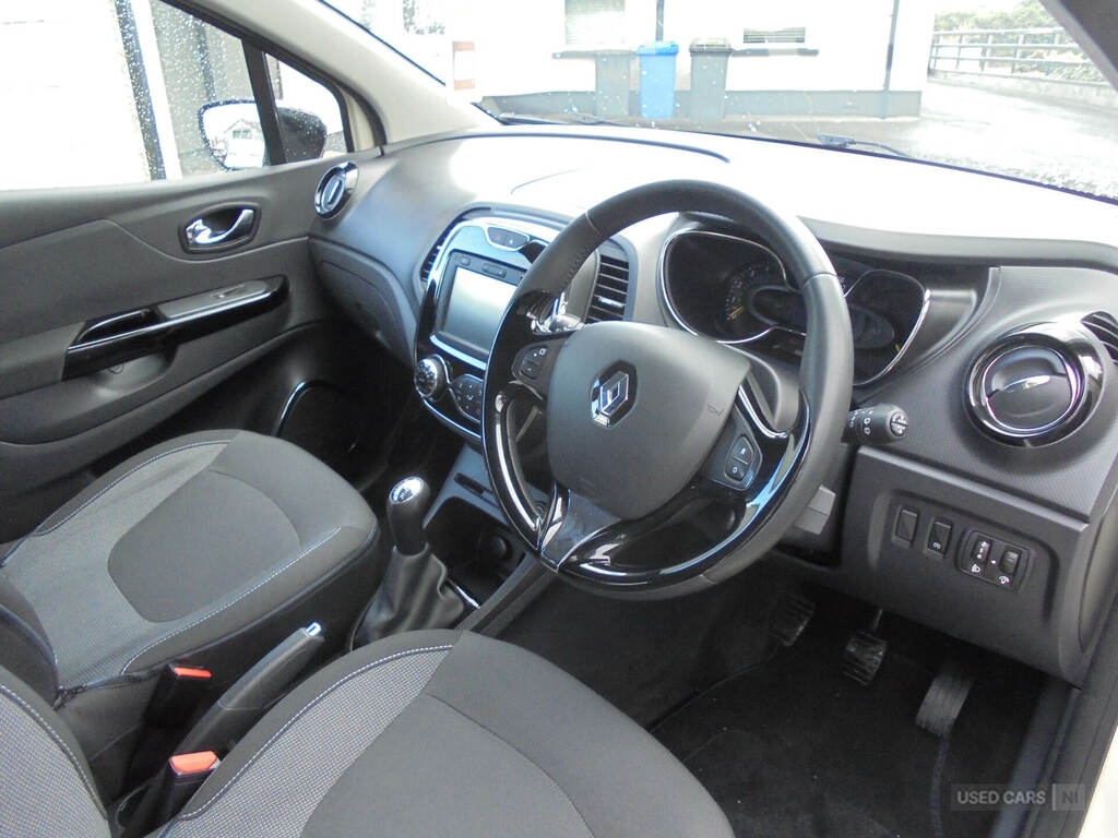 Renault Captur 1.5 Dci 90 Dynamique Medianav Energy Black #5
