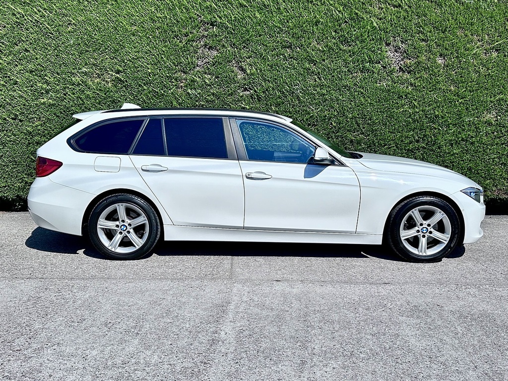 BMW 3 Series 320D Se White #4