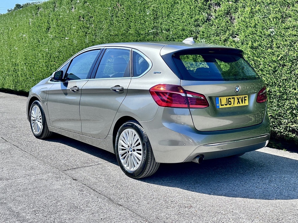 BMW 2 Series Active Tourer 1.5 225Xe 7.6Kwh M Sport 4Wd Euro 6 Ss White #11