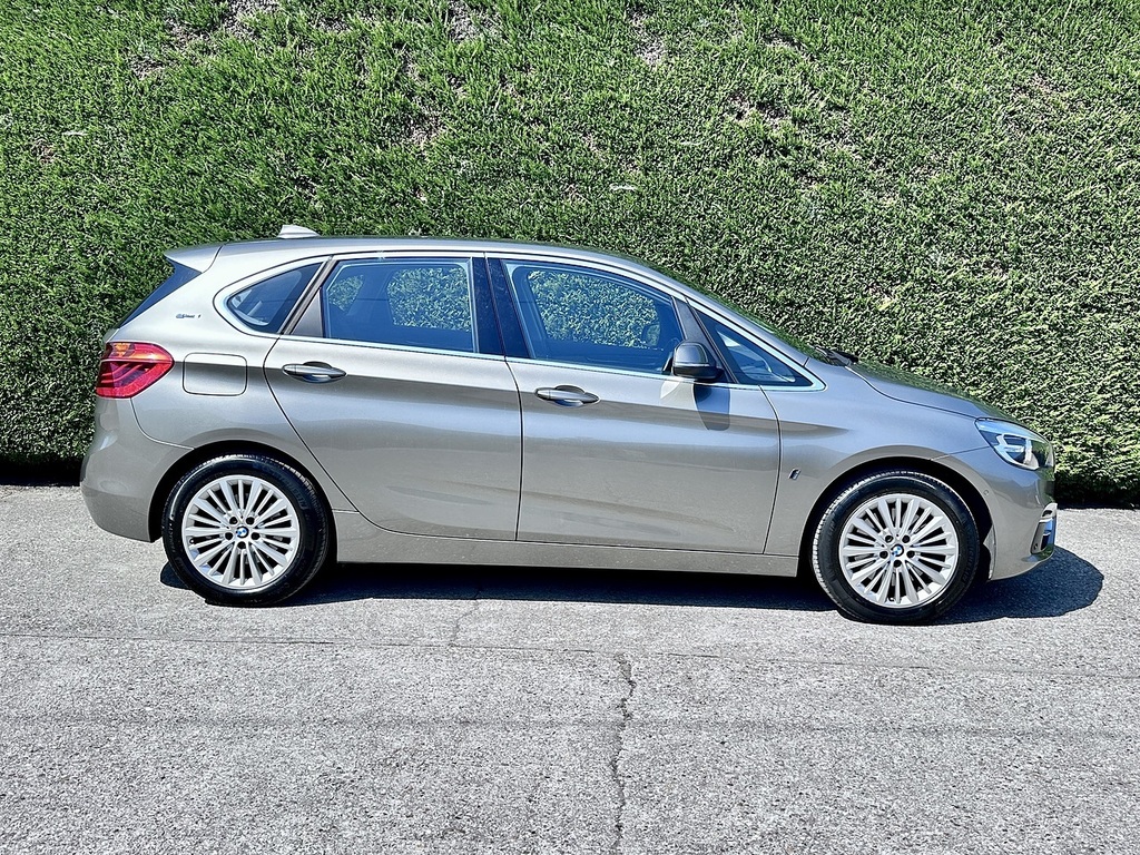 BMW 2 Series Active Tourer 225Xe Luxury Silver #5