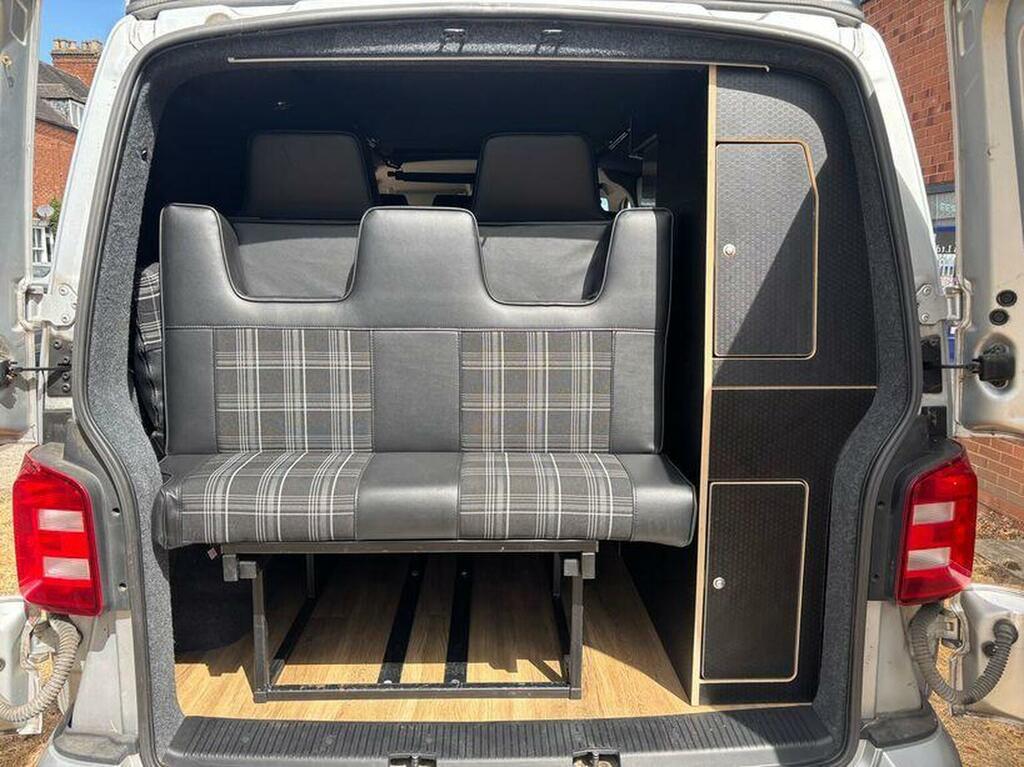 Volkswagen Transporter T32 Highline 2.0 Tdi 204Ps Dsg Black #20