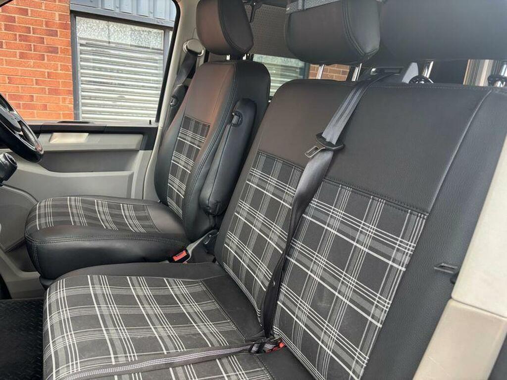 Volkswagen Transporter T32 Highline 2.0 Tdi 204Ps Dsg Black #13