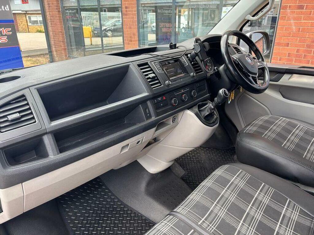 Volkswagen Transporter T32 Highline 2.0 Tdi 204Ps Dsg Black #8