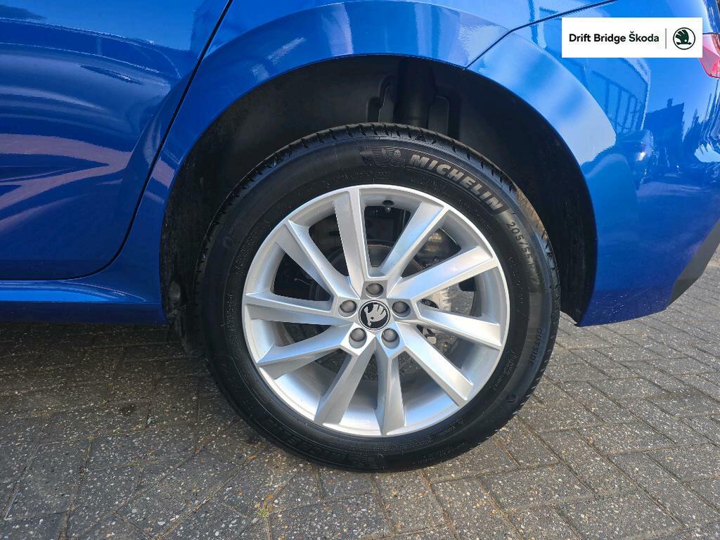 Skoda Kamiq 1.0 Tsi Se Edition Dsg Blue #5