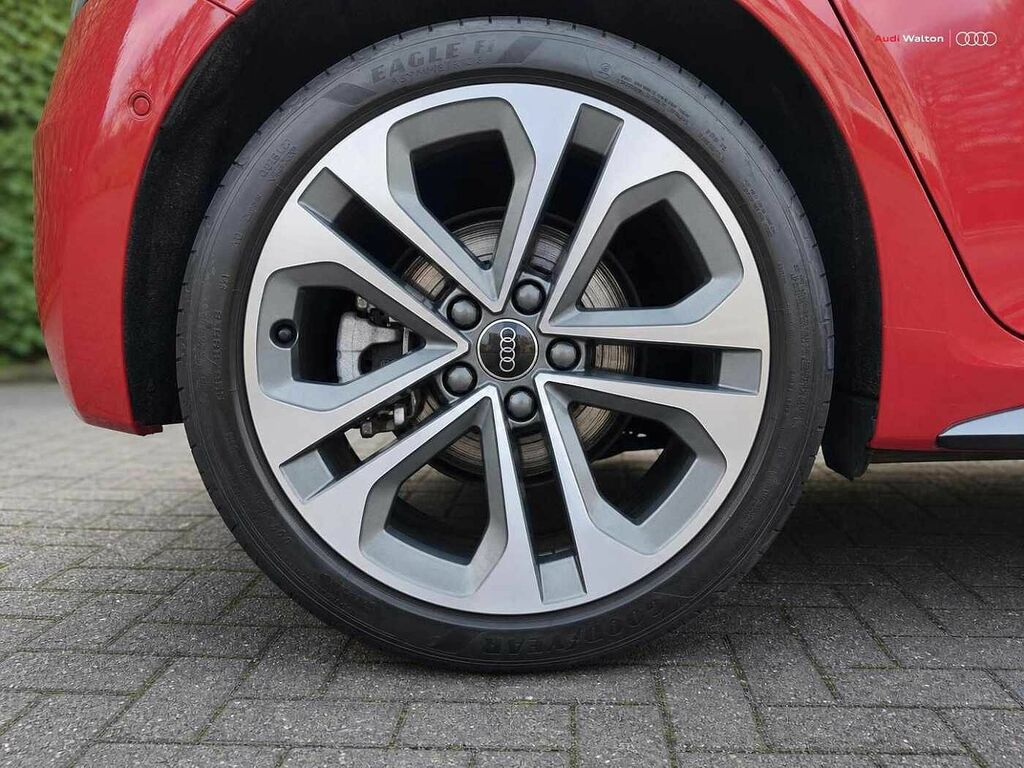 Audi A3 S Line Tfsi E 204 Ps S Tronic RF75ZPL Red #6