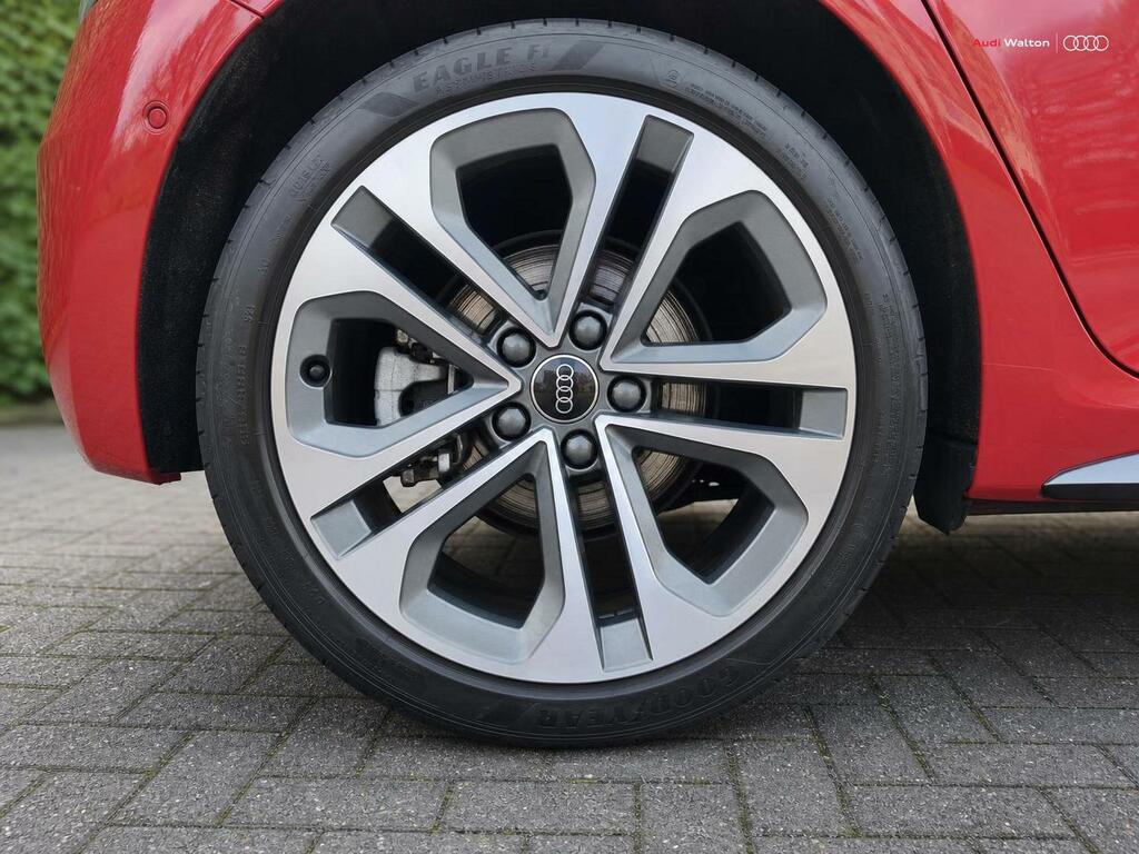 Audi A3 S Line Tfsi E 204 Ps S Tronic RF75ZPL Red #5