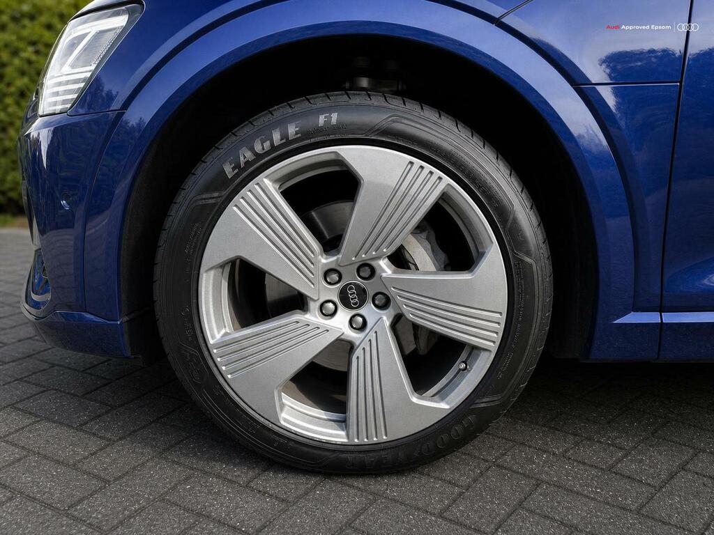 Audi E-tron 300Kw 55 Quattro 95Kwh S Line Blue #4