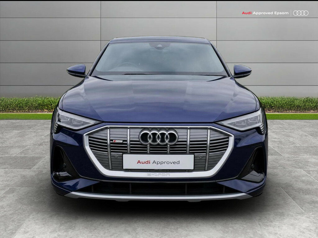 Audi E-tron 300Kw 55 Quattro 95Kwh S Line Blue #2
