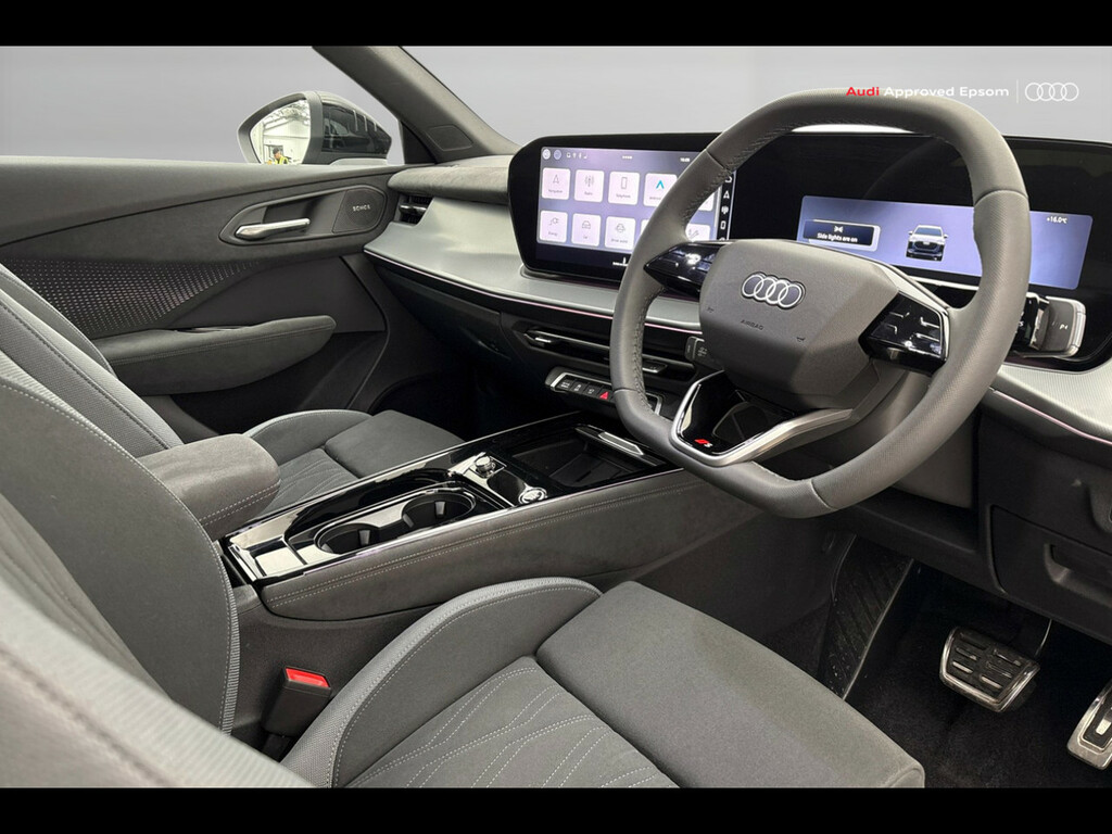 Audi Q3 1.5 E-hybrid Launch Edition S Tronic Grey #6