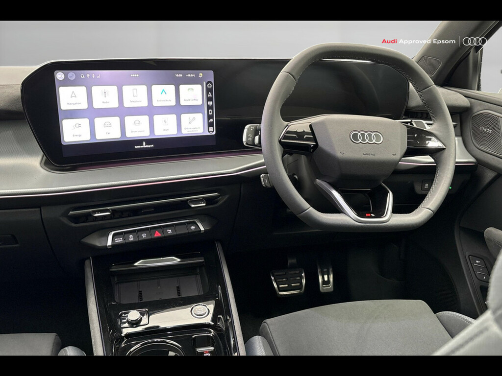 Audi Q3 1.5 E-hybrid Launch Edition S Tronic Grey #2