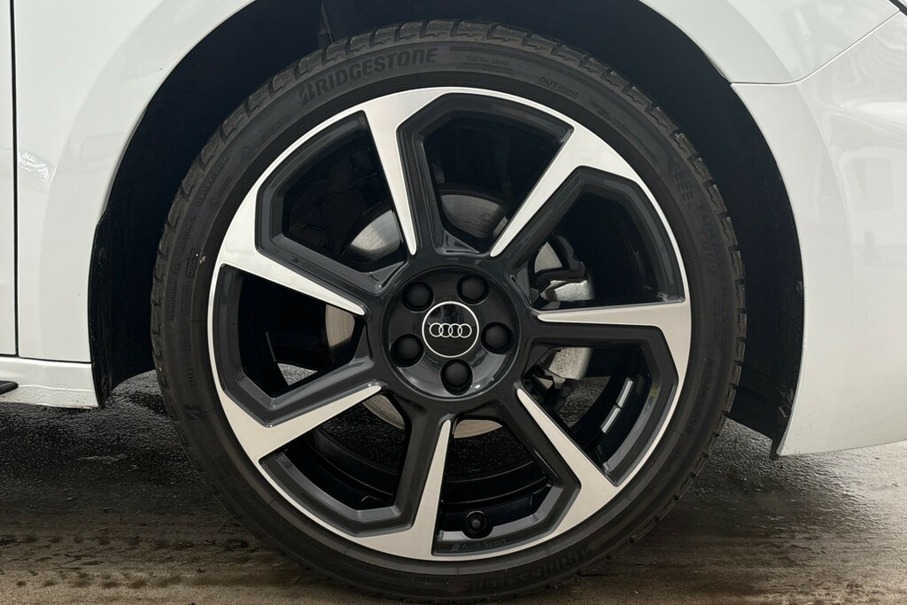 Audi A1 35 Tfsi Black Edition S Tronic White #4