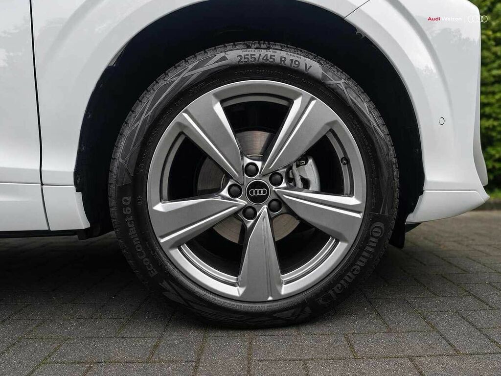 Audi Q3 Suv S Line Tfsi 150 Ps S Tronic White #5