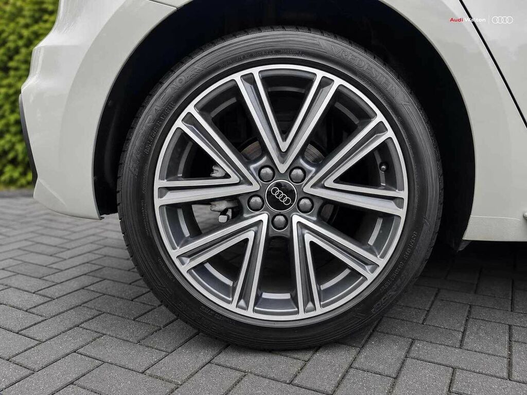 Audi A1 S Line 35 Tfsi 150 Ps S Tronic RO26WVF Silver #5