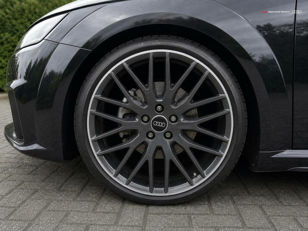 Audi TT 40 Tfsi Black Edition S Tronic Black #4
