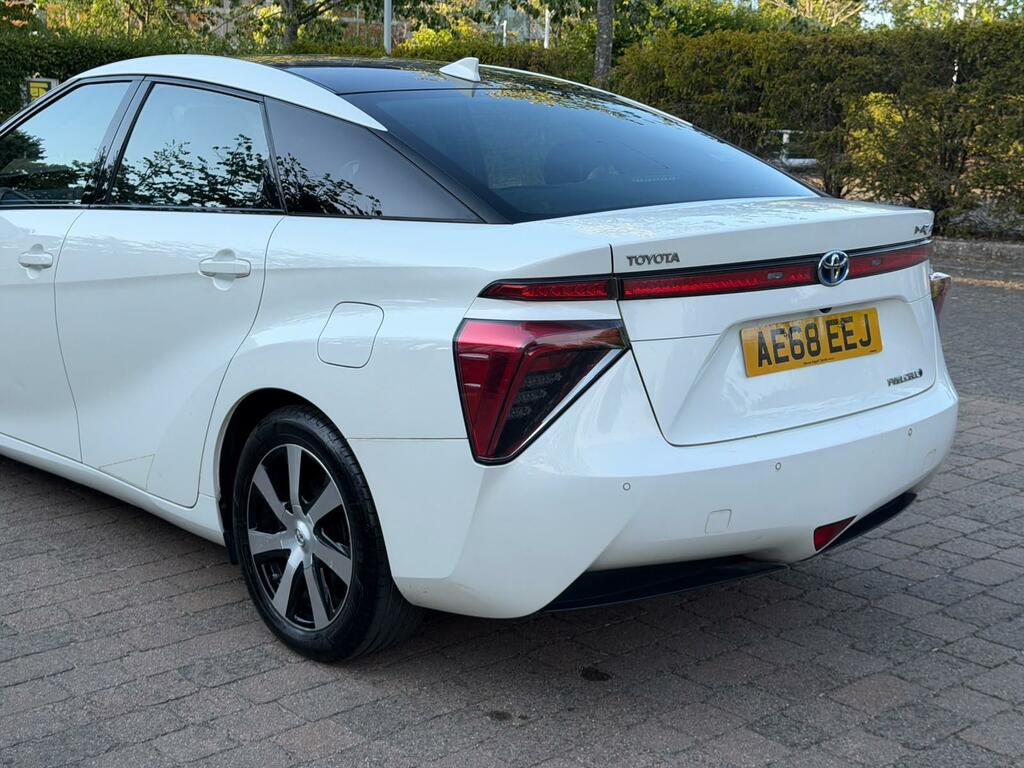 Toyota Mirai Fuel Cell Cvt 5 Seats Blue #15
