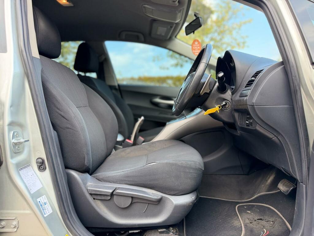 Toyota Auris 1.6 Vvt-i T Spirit Black #9
