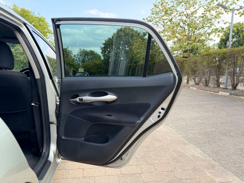 Toyota Auris 1.6 Vvt-i T Spirit Black #20