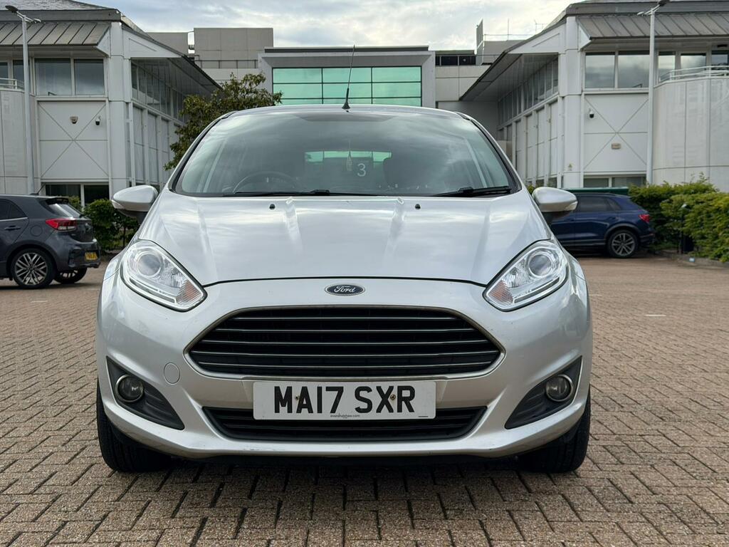 Ford Fiesta Zetec Silver #6