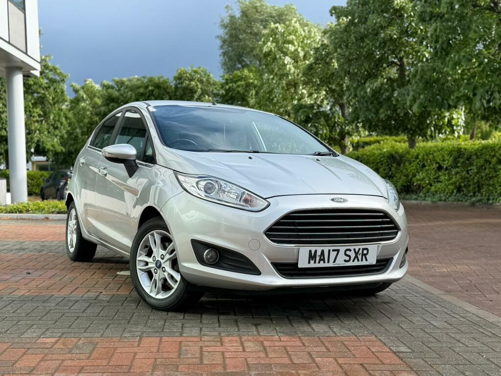 Ford Fiesta Zetec Silver #2