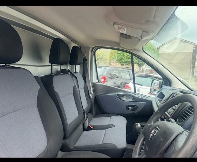 Vauxhall Vivaro 1.6 Cdti 2700 Silver #6