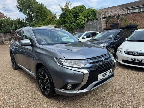 Mitsubishi Outlander 2.0H 12Kwh Gx3h Cvt 4Wd Euro 6 Ss Grey