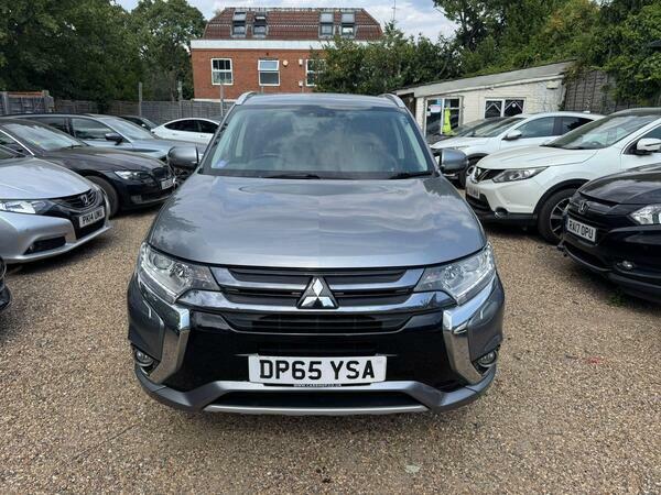 Mitsubishi Outlander 2.0H 12Kwh Gx3h Cvt 4Wd Euro 6 Ss DP65YSA Grey #4