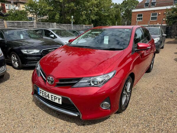 Toyota Auris 1.6 V-matic Icon Plus Euro 5 Red #5