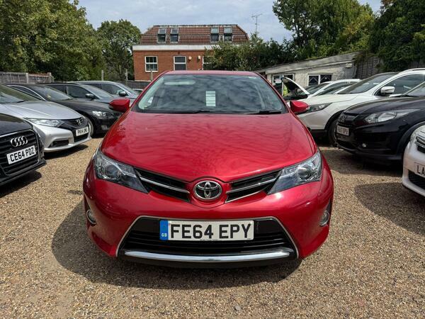 Toyota Auris 1.6 V-matic Icon Plus Euro 5 Red #3