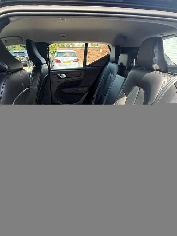 Volvo XC40 1.5 Xc40 Inscription T4 Recharge Black #6